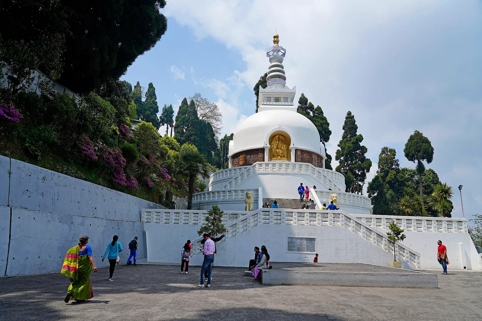 The white Japanese Peace Pagoda in Darjeeling